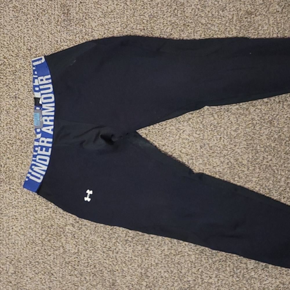 Under Armour XL thermal used, vintage